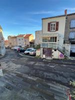 Maison des volcans - 3 chambres doubles - avec Terrasse et Wifi - B&B Ceyrat