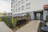 Bright Apartment in Warsaw with Bathtub and Balcony by Noclegi Renters - Chambres d'hôtes Varsovie