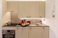 Lovely petit micro studio at Notting Hill-3rd flor - Bed and Breakfast Londen