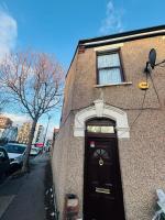 London Budget-Friendly Stay - B&B Londra