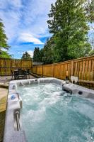 Birch Lodge 18 with Hot Tub - B&B Newton Stewart