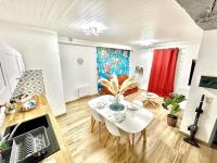 L'Envolée, centre ville parking gratuit - B&B Villeneuve-sur-Yonne