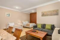 Habitación Familiar con vistas al jardín