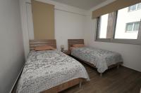 Larnaca Salt Lake Gem, Airy 2 BDRM Apartment - Chambres d'hôtes Larnaca