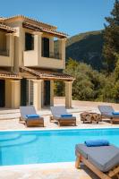 Elite Villa Dio - B&B Áno Korakiána