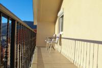 Horizont 3-Bedroom Apartment with City View & Private Parking - B&B Mostar