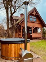 Sosnowy domek w rezerwacie nad Narwią - B&B Bokiny