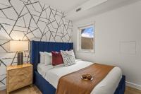 Rockies Getaway Condo With Mountain View - B&B Canmore