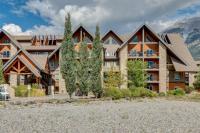 Rockies Getaway Condo With Mountain View - Bed and Breakfast Canmore