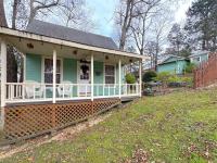 Blue Crystal Hideaway BnB - B&B Eureka Springs