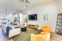4 Mi to NRG Stadium: Family Getaway w/ Balcony! - Ferienwohnung Houston