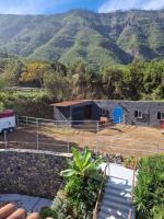 Apartament on the edge of the Teide National Park - B&B Los Realejos