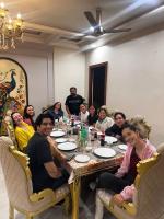 Ambassador Villa - An Experiential Stay - B&B Tājganj