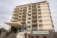 Central 1BR Apartment with Pool & Parking Townsville - Ferienwohnung Townsville