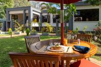 The Meru House - B&B Nkubu