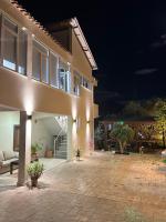 Flat in Tirana - Modern & Cozy - B&B Tirana