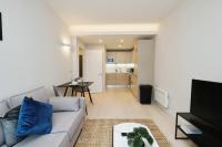 Modern 1 Bed Apt Bracknell- with parking - Chambres d'hôtes Bracknell