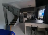 Sobrado 3 Condomínio Sobre as Ondas, 4min a pe da Praia - B&B Guaratuba