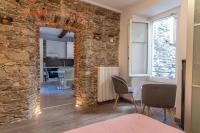 LA PERLA piccolo appartamento in piazza - B&B Orta San Giulio