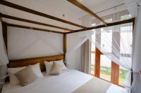 Villa Balcony Bliss - B&B Unawatuna