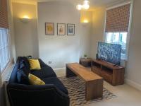 Two bed town house in Royal Leamington Spa - B&B Royal Leamington Spa