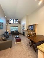 XL Luxury Penthouse Ski-in Ski-out The Aspens - Chambres d'hôtes Whistler