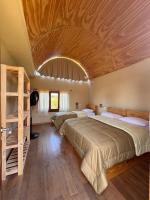 Dreibettzimmer mit Gemeinschaftsbad