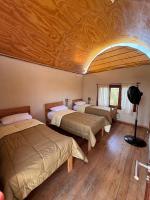 Dreibettzimmer mit Gemeinschaftsbad
