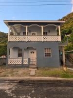 Upstairs Apartment with Piton View in Soufriere - Chambres d’hôtes Soufrière
