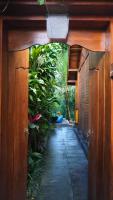 Ngesil Private Joglo & Pool by Aligna Hospitality - Bed and Breakfast Ubud