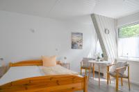 Doppelzimmer Duenenhaus UNR 4 strandnah Urlaub Fam Rissel - B&B Ückeritz