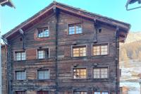 Alpine Design-Wohnung mit freistehender Badewanne in Saas-Grund - B&B Saas-Grund