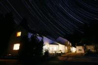 Farm House, Hirwaun Brecon Beacons with Games Barn - B&B Aberdare