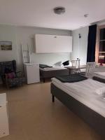 Kapellskärs Camping och Vandrarhem - Chambres d'hôtes Aspnäs