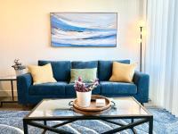 Bright 2 Bed 2 Bath with Views Walk to the Beach DTSM - Ferienwohnung Los Angeles