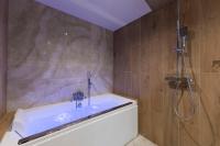 Spa & Relaxation 15 min de Lyon - Noomi Suite - B&B Oullins