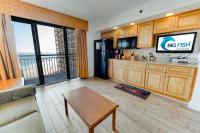 Wonderful Oceanfront Condo with Pools and Hot Tub - B&B Myrtle Beach