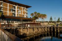 Aqua Cove - Marina Escape - Bed and Breakfast Shellharbour
