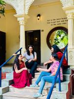 Gopagiri A unit of Anandmai Homestay - Ferienwohnung Gwalior