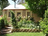 Riesling Trail & Clare Valley Cottages - B&B Clare