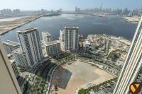 Vogue 17 Icon Bay Creek Harbour Waterfront Living Spacious 3 Bedroom Apartment with Large Balcony, Stunning Canal Views & Premium Amenities - B&B Dubai