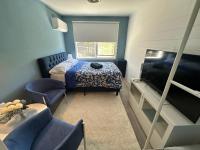 Canberra Hospital Blue Daisy- Sleep & Go - B&B Phillip