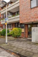 Zentrales City Apartment EDEN - 1 Min zum HBF - Ideal für Trips nach Köln, Düsseldorf, Wuppertal, Messe - Balkon, Küche, 2 Zimmer, Renoviert 2025 - Chambres d’hôtes Solingen