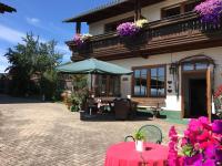 Apartment mit 2 Schlafzimmern und Dusche 