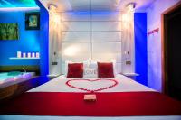 Two-Bedroom House (2-6 Adults)