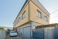 Przestronny Dom z 3 Sypialniami w Doskonałej Lokalizacji w Pobliżu Lotniska by Noclegi Renters - Chambres d'hôtes Varsovie