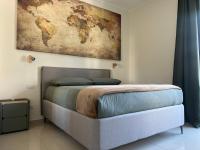 One-Bedroom Apartment with Balcony