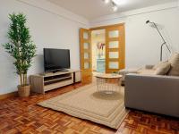 La Muralla de los Sitios by Alogest - B&B Zaragoza