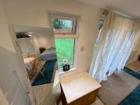 FABULOUS Self contained GARDEN STUDIO EGHAM - B&B Egham
