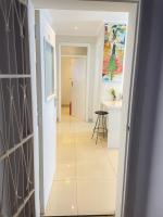 2 Bedroomed Beachfront Apartment - Ferienwohnung Kapstadt